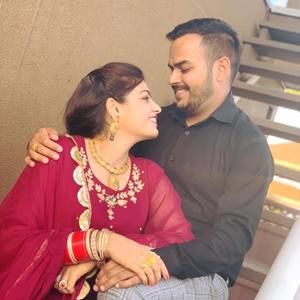 Meet your Posher, Davinder